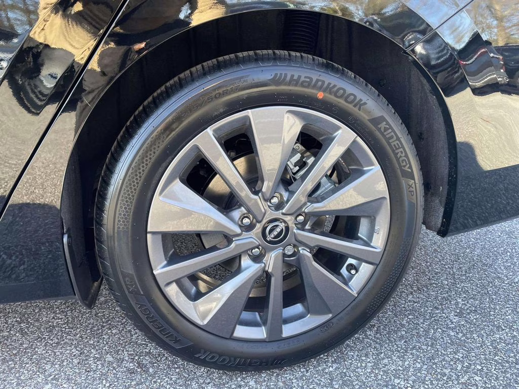 2026 Super Black Nissan Sentra SL FWD Sedan