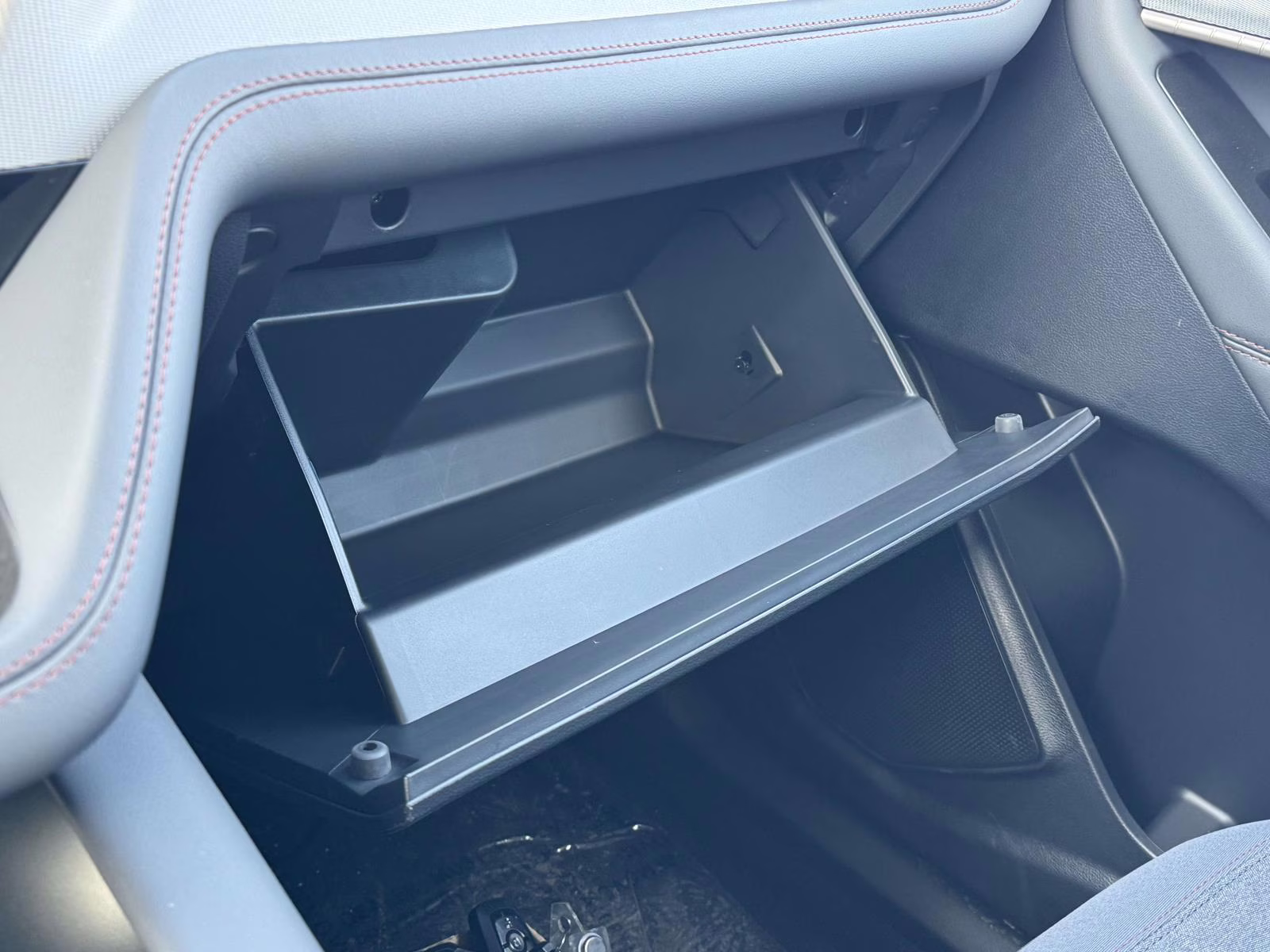 2026 Star White Metallic Tri-Coat Ford Explorer Active w/100A Pkg 4WD 4X4 SUV