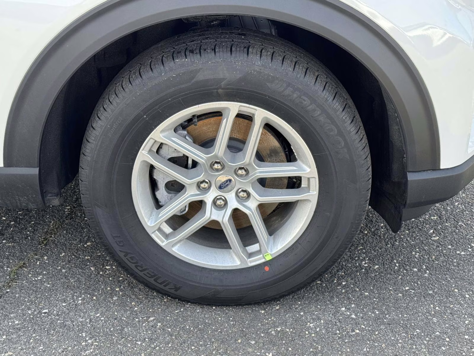 2026 Star White Metallic Tri-Coat Ford Explorer Active w/100A Pkg 4WD 4X4 SUV