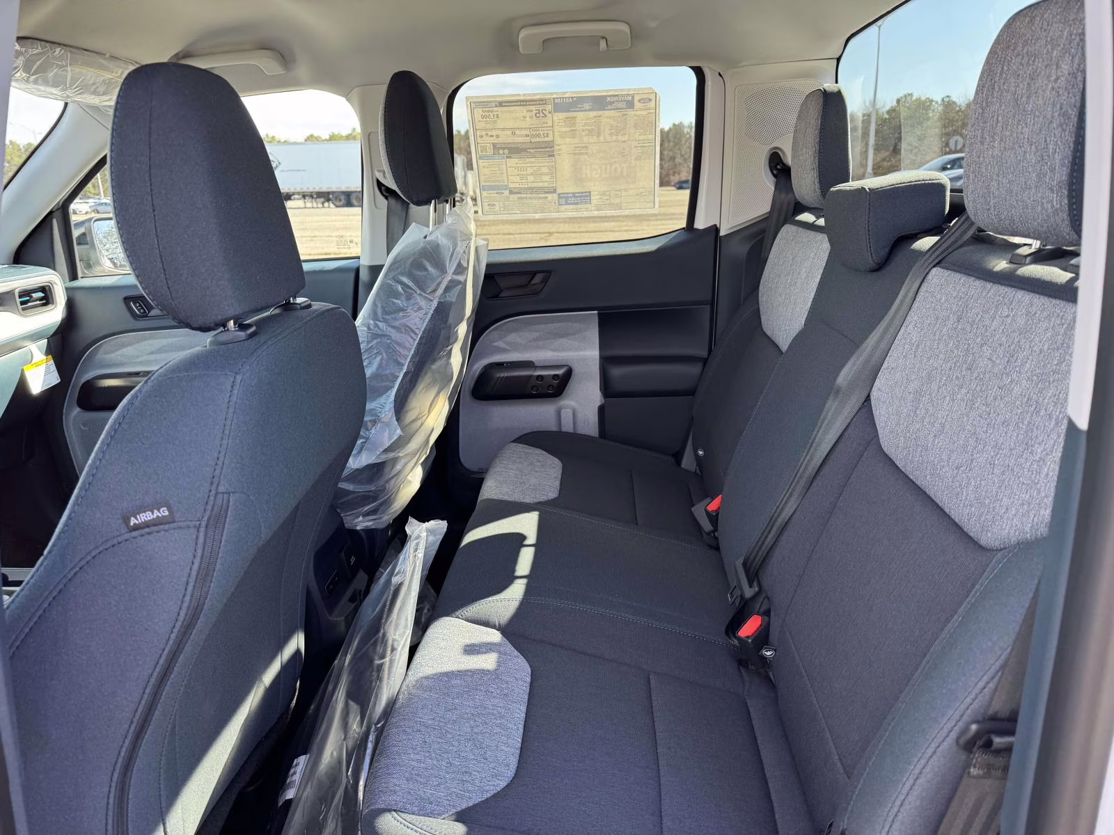 2026 Oxford White Ford Maverick XLT AWD SuperCrew AWD Truck