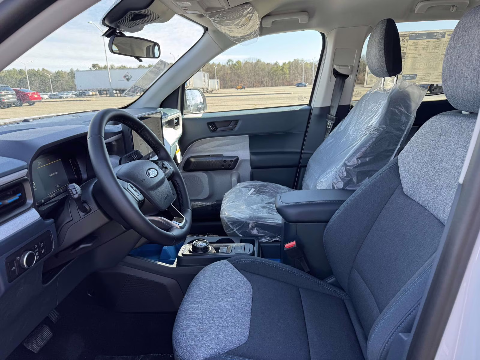 2026 Oxford White Ford Maverick XLT AWD SuperCrew AWD Truck