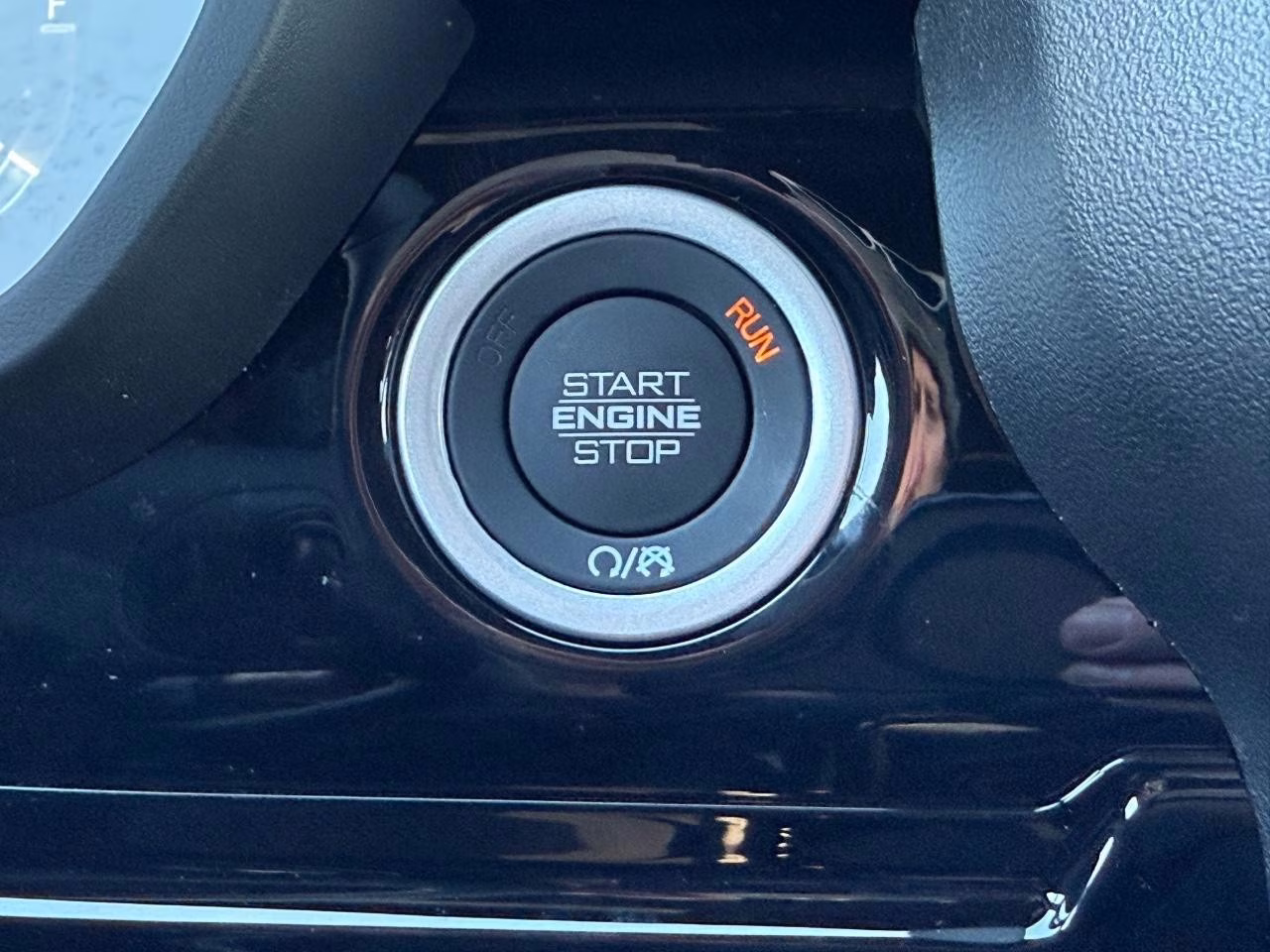 2026 Diamond Black Crystal Pearlcoat Ram 1500 Laramie 4X4 Truck