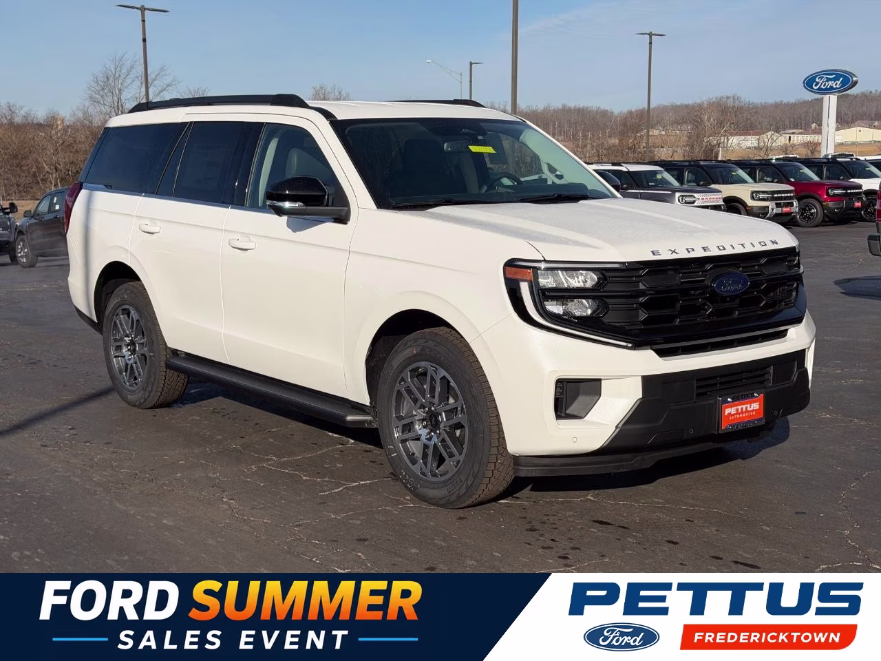 2026 Oxford White Ford Expedition Active 4X4 SUV