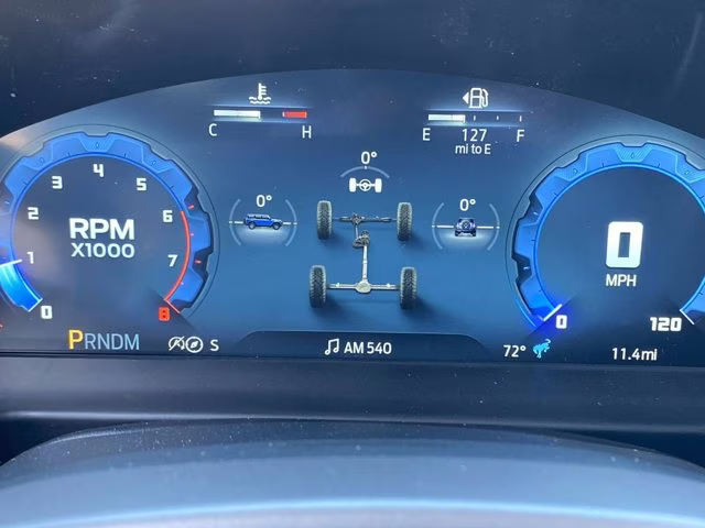 2025 Oxford White Ford Bronco 4X4 Convertible