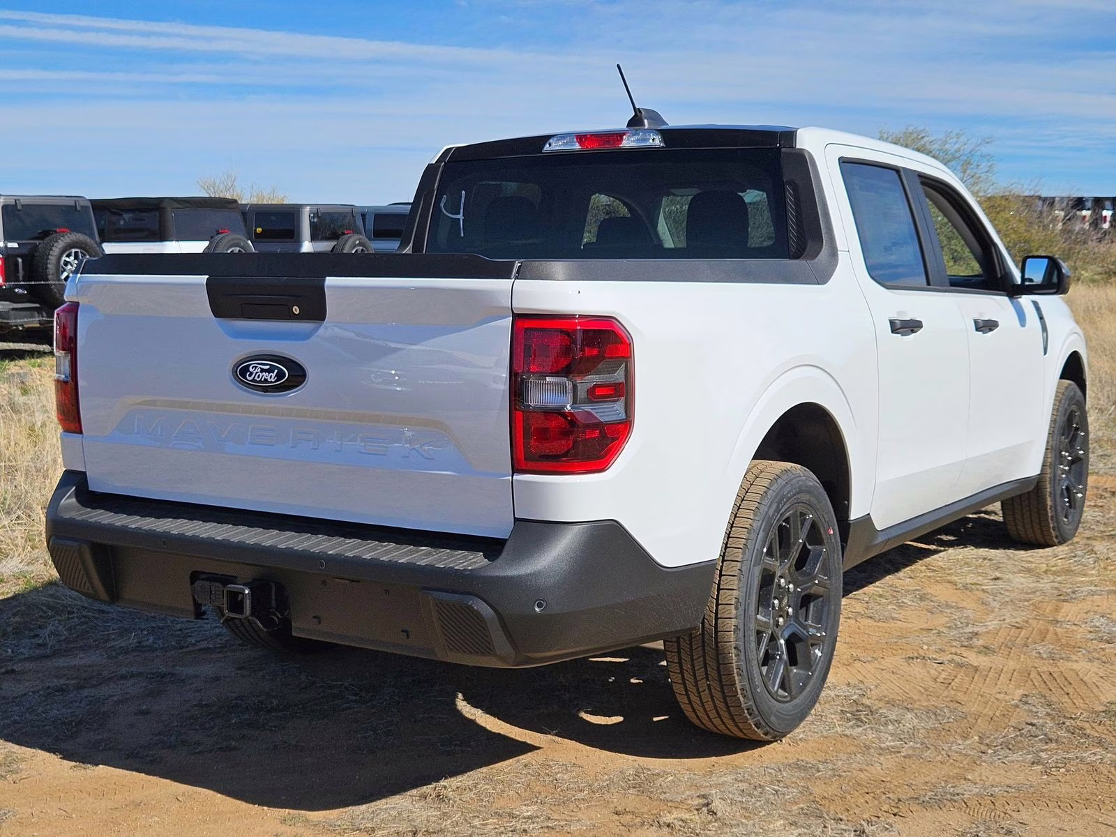 2026 Oxford White Ford Maverick XLT AWD Truck
