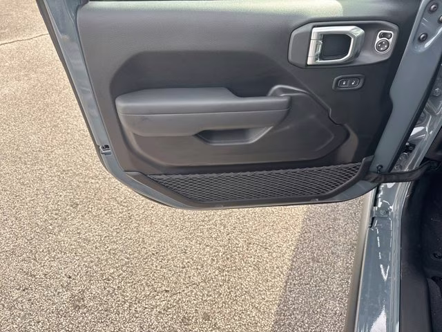 2026 Anvil Clearcoat Jeep Wrangler Willys 4X4 Convertible