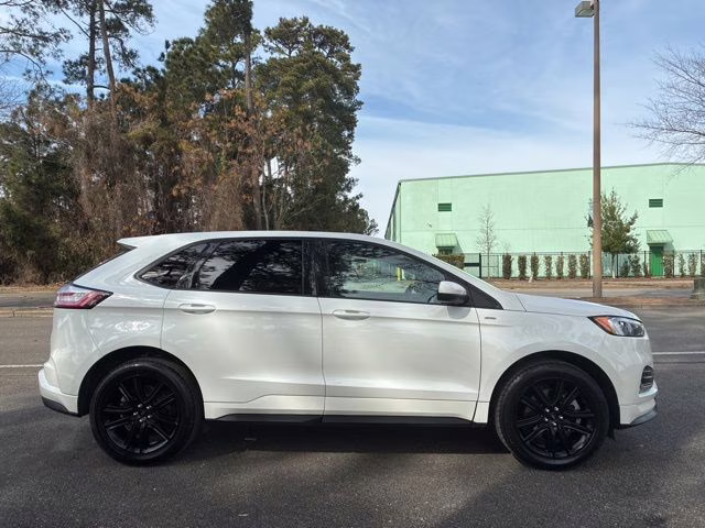 2023 White Metallic Ford Edge ST Line AWD SUV