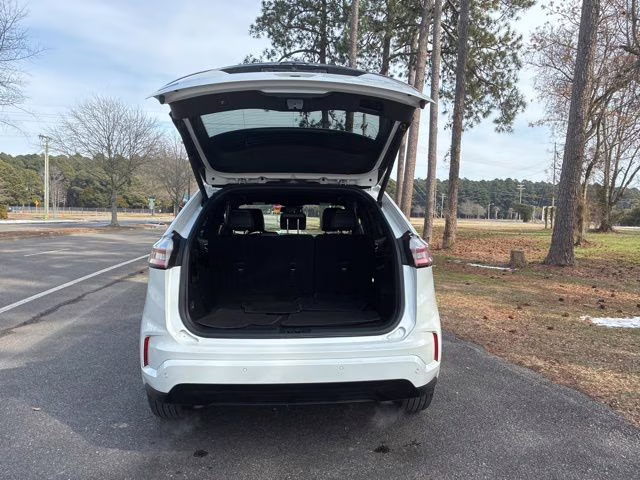 2023 White Metallic Ford Edge ST Line AWD SUV
