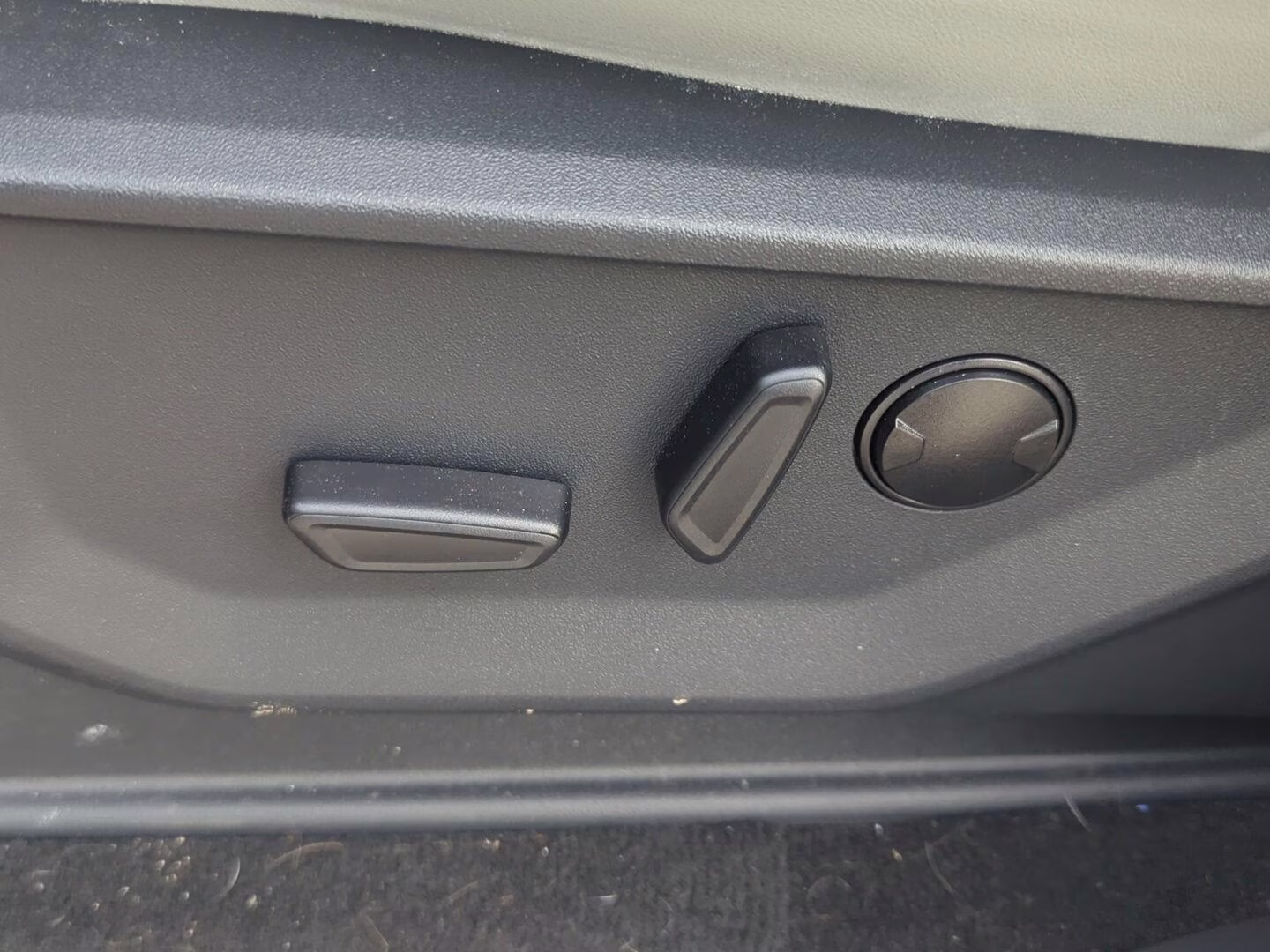 2025 Space Silver Ford Expedition Platinum 4X4 SUV