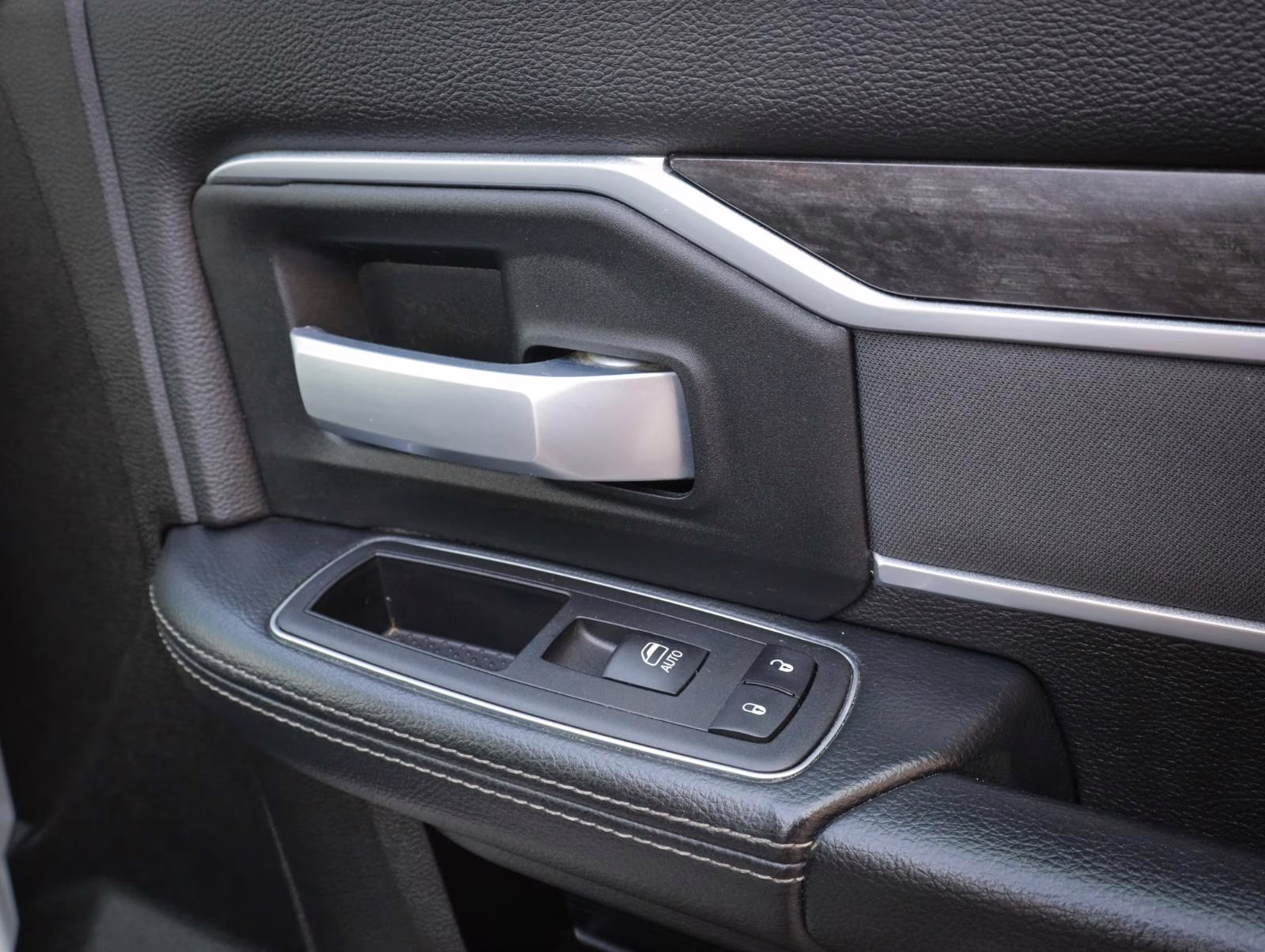 2024 Bright White Clearcoat Ram 3500 Big Horn 4X4 Truck