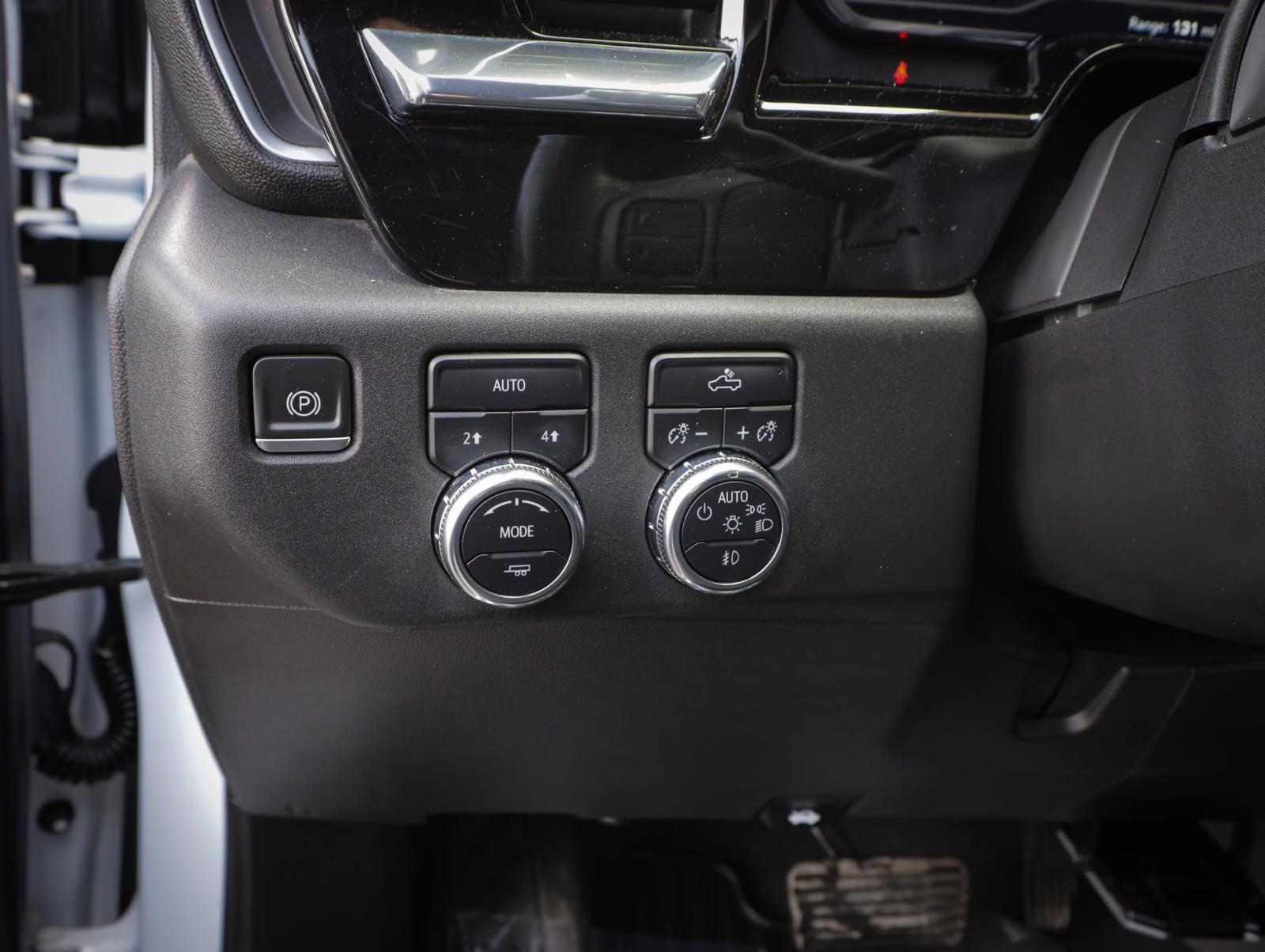 2023 Summit White GMC Sierra 1500 Elevation 4X4 Truck