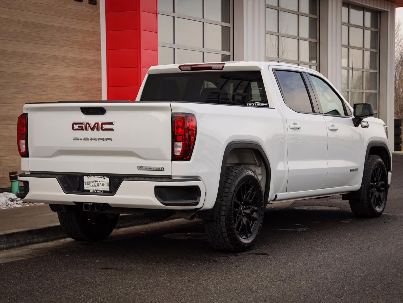 2023 Summit White GMC Sierra 1500 Elevation 4X4 Truck
