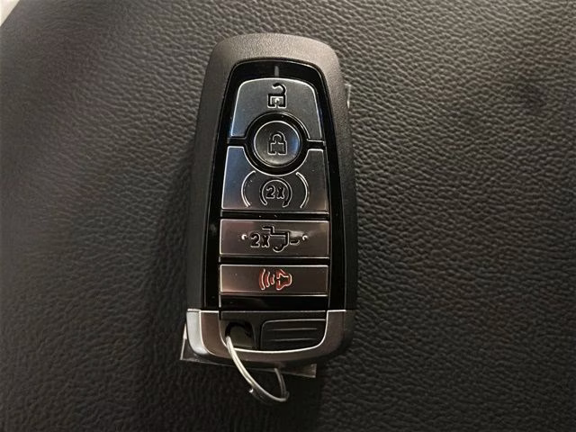 2026 Oxford White Ford F-150 Lariat Black Appearance 4X4 Truck