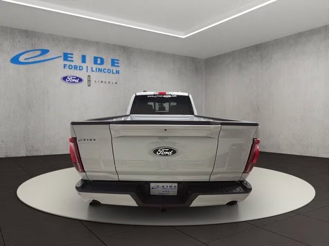 2026 Oxford White Ford F-150 Lariat Black Appearance 4X4 Truck