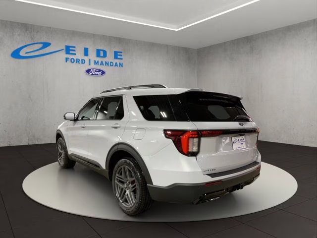 2026 Space White Metallic Ford Explorer ST-Line 4X4 SUV