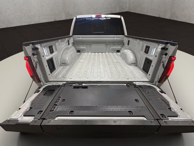 2026 Oxford White Ford F-150 Lariat Black Appearance 4X4 Truck