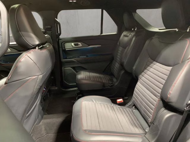 2026 Space White Metallic Ford Explorer ST-Line 4X4 SUV