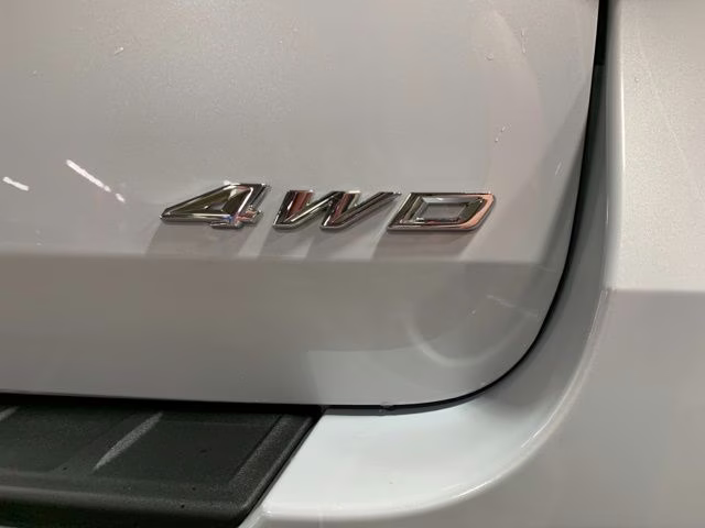 2026 Space White Metallic Ford Explorer ST-Line 4X4 SUV