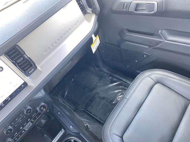 2026 Shadow Black Ford Bronco Outer Banks 4X4 Convertible