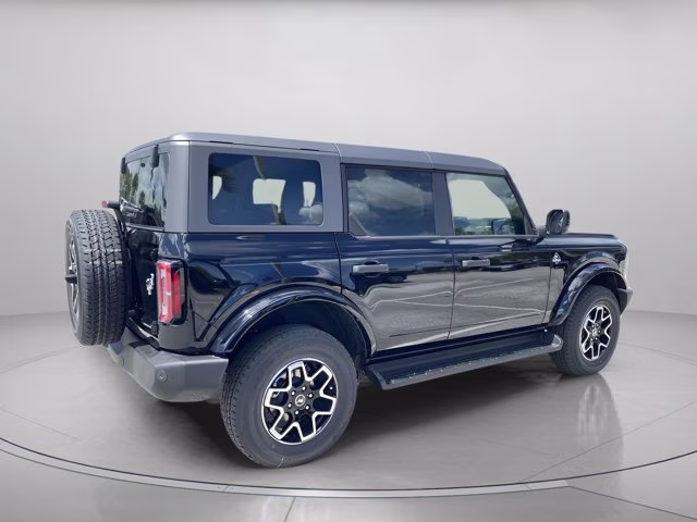 2026 Shadow Black Ford Bronco Outer Banks 4X4 Convertible