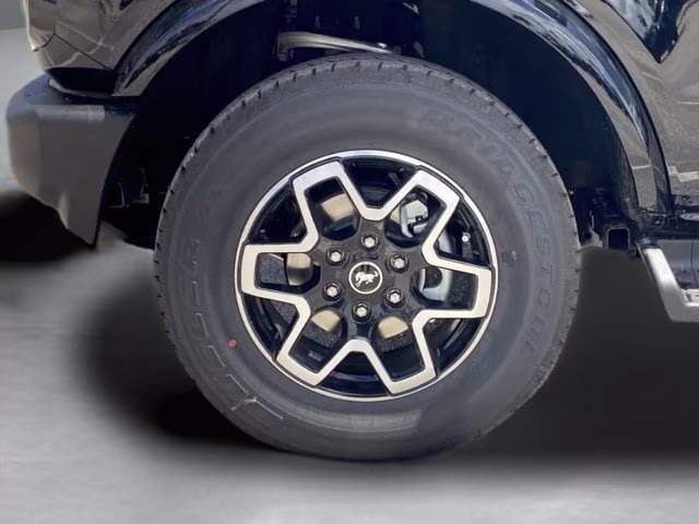 2026 Shadow Black Ford Bronco Outer Banks 4X4 Convertible