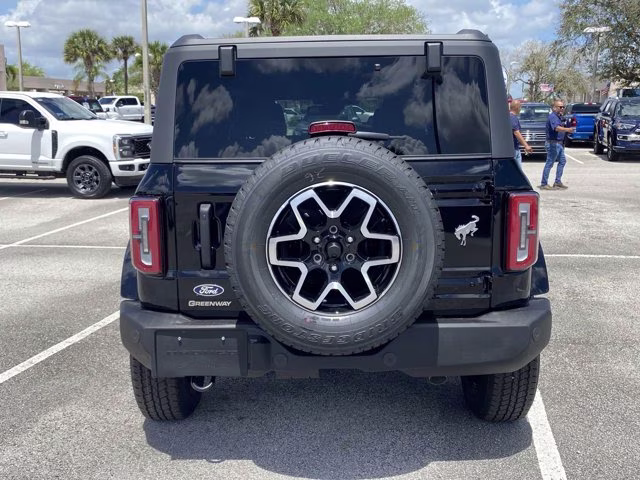 2026 Shadow Black Ford Bronco Outer Banks 4X4 Convertible