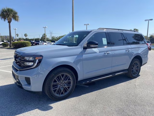 2026 Glacier Gray Metallic Tri-Coat Ford Expedition Max Platinum 4X4 SUV