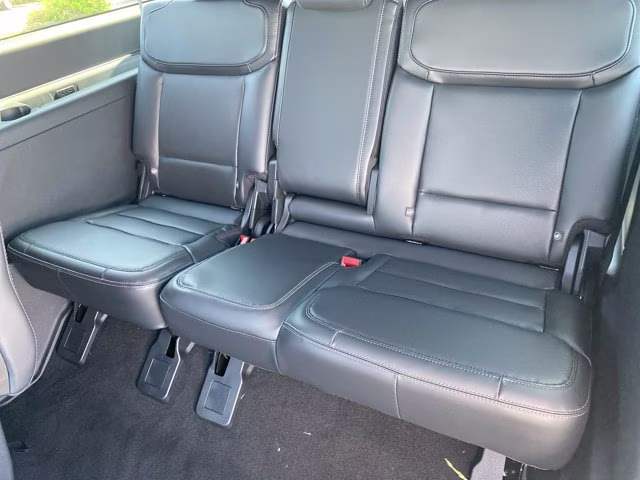 2026 Glacier Gray Metallic Tri-Coat Ford Expedition Max Platinum 4X4 SUV
