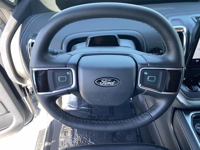 2026 Glacier Gray Metallic Tri-Coat Ford Expedition Max Platinum 4X4 SUV