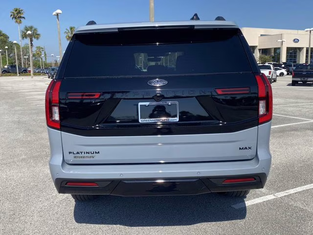 2026 Glacier Gray Metallic Tri-Coat Ford Expedition Max Platinum 4X4 SUV