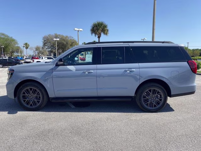 2026 Glacier Gray Metallic Tri-Coat Ford Expedition Max Platinum 4X4 SUV