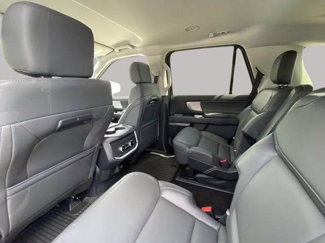 2026 Space Silver Metallic Ford Expedition Active RWD SUV