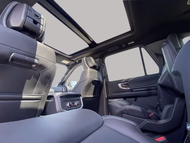 2026 Agate Black Metallic Ford Expedition Platinum 4X4 SUV