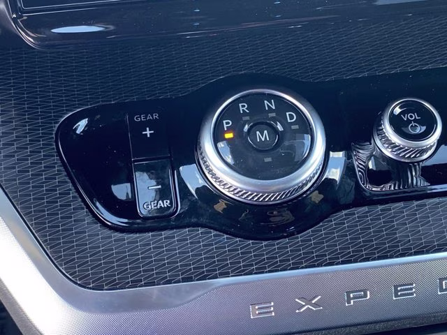 2026 Agate Black Metallic Ford Expedition Platinum 4X4 SUV