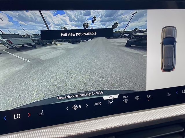 2026 Space White Metallic Ford Explorer Active RWD SUV