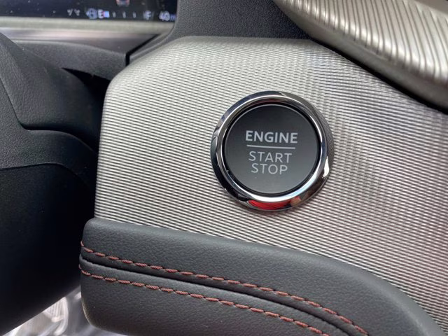 2026 Space White Metallic Ford Explorer Active RWD SUV