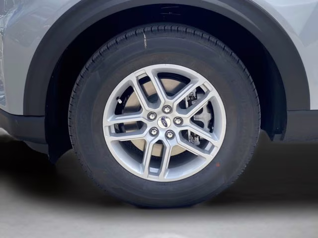 2026 Space White Metallic Ford Explorer Active RWD SUV
