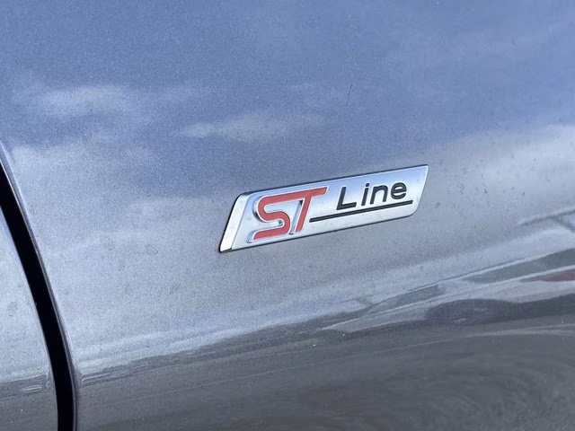 2026 Carbonized Gray Metallic Ford Explorer ST-Line RWD SUV