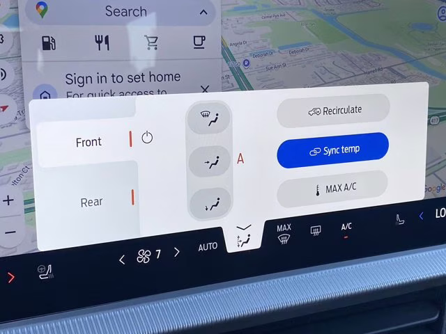 2026 Star White Metallic Tri-Coat Ford Explorer Platinum 4X4 SUV