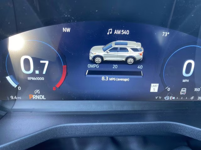 2026 Star White Metallic Tri-Coat Ford Explorer Platinum 4X4 SUV