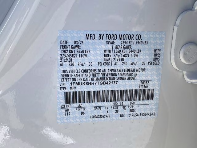 2026 Star White Metallic Tri-Coat Ford Explorer Platinum 4X4 SUV