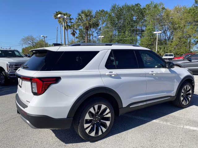 2026 Star White Metallic Tri-Coat Ford Explorer Platinum 4X4 SUV