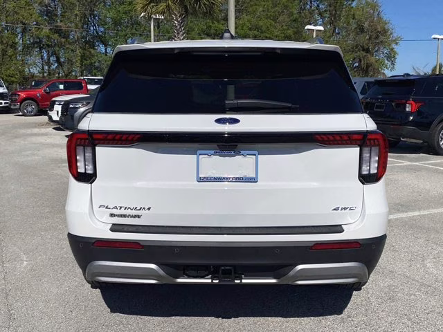 2026 Star White Metallic Tri-Coat Ford Explorer Platinum 4X4 SUV