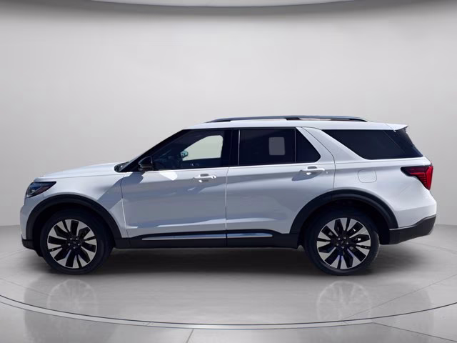 2026 Star White Metallic Tri-Coat Ford Explorer Platinum 4X4 SUV