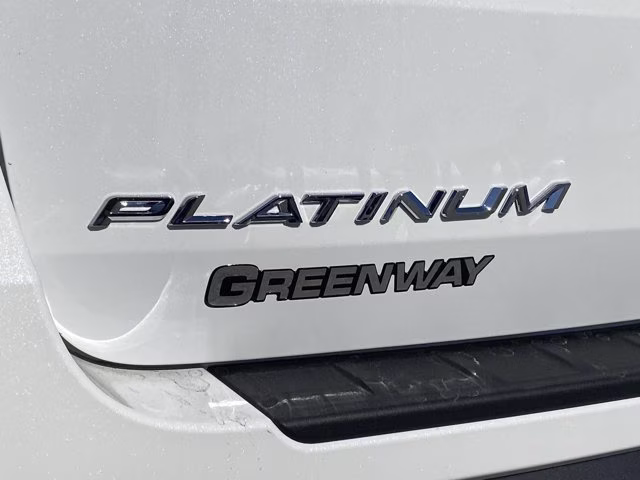 2026 Star White Metallic Tri-Coat Ford Explorer Platinum 4X4 SUV