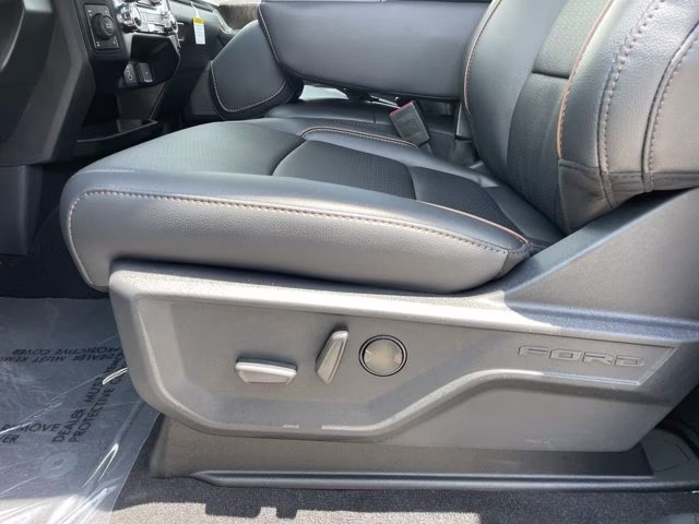 2026 Carbonized Gray Metallic Ford Super Duty F-250 SRW LARIAT 4X4 Truck