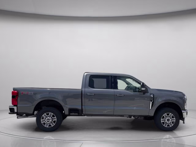 2026 Carbonized Gray Metallic Ford Super Duty F-250 SRW LARIAT 4X4 Truck