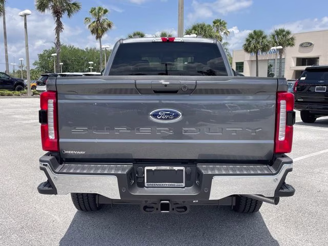 2026 Carbonized Gray Metallic Ford Super Duty F-250 SRW LARIAT 4X4 Truck
