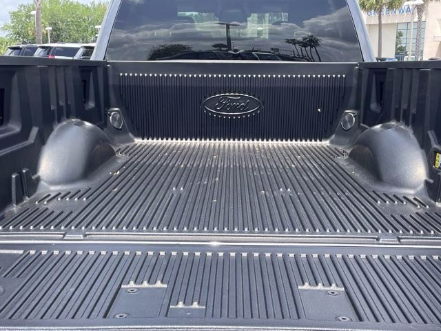 2026 Carbonized Gray Metallic Ford Super Duty F-250 SRW LARIAT 4X4 Truck