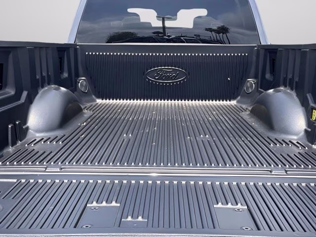 2026 Carbonized Gray Metallic Ford Super Duty F-250 SRW LARIAT 4X4 Truck